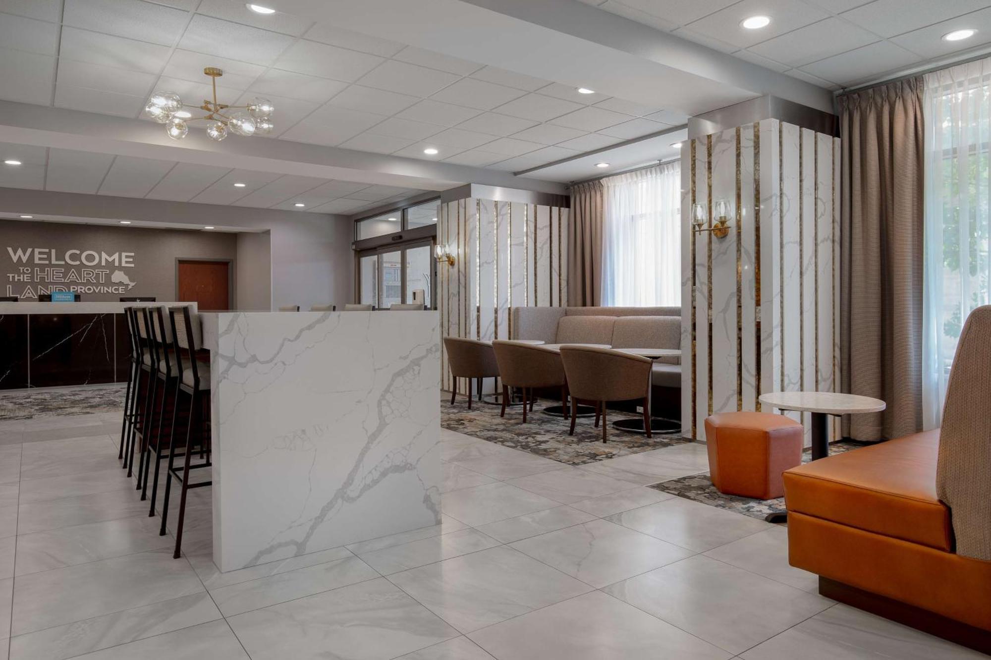 Hampton Inn By Hilton Brampton - Toronto Exterior foto